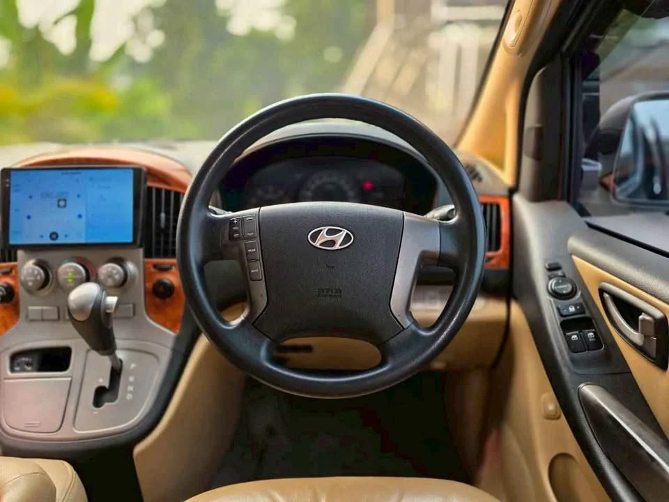 2015 Hyundai H-1 II 3