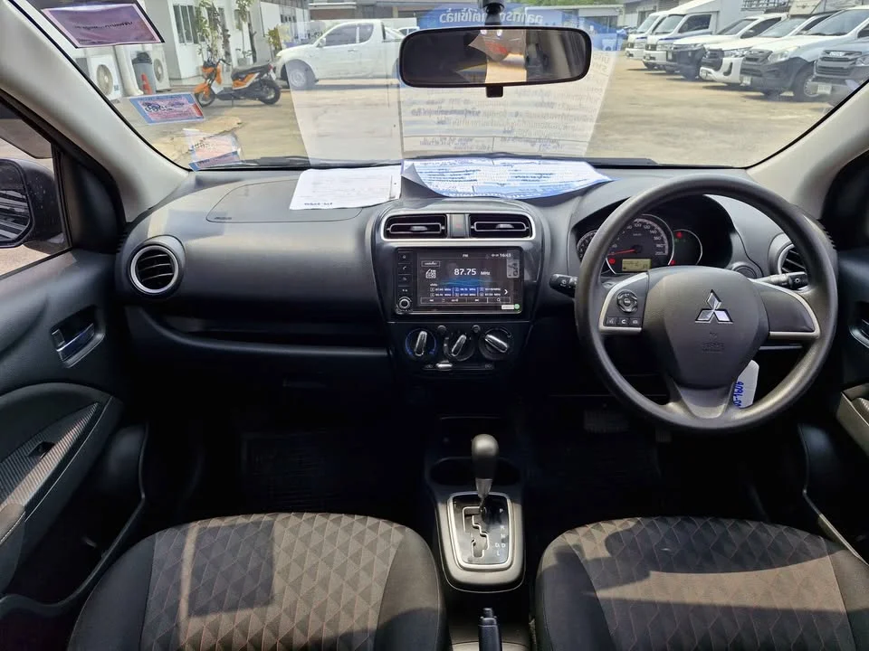 2020 Mitsubishi Mirage VI 3