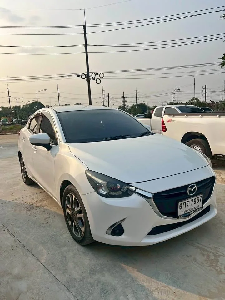 2017 Mazda 2 III 3