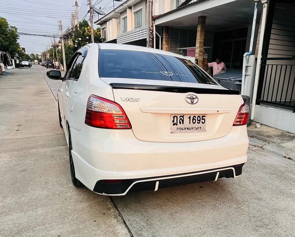 2010 Toyota Vios II 2