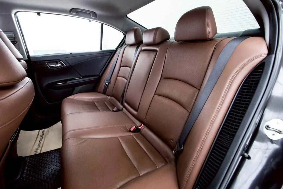 2016 Honda Accord IX 3
