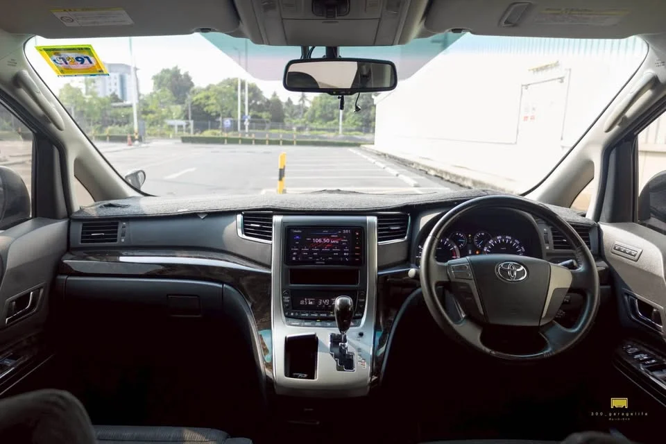 2014 Toyota Alphard, Vellfire II (AH20) 3