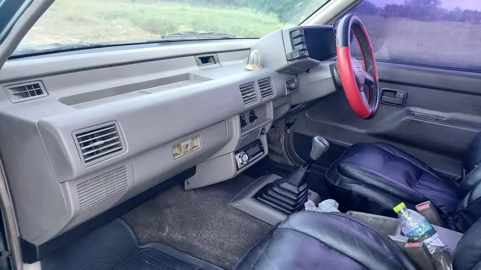 1995 Isuzu TFR III 3