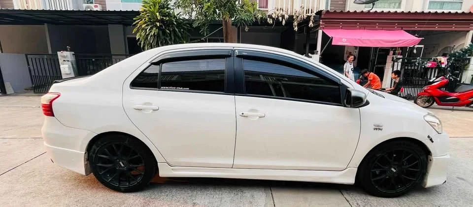 2010 Toyota Vios II 3