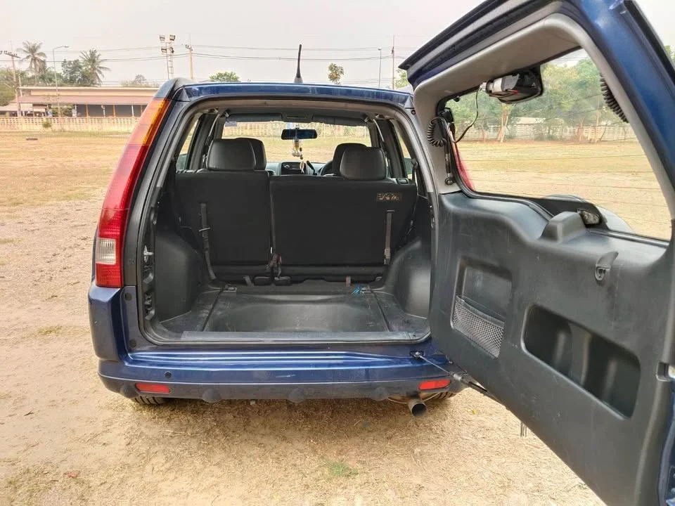 2003 Honda CR-V II 3