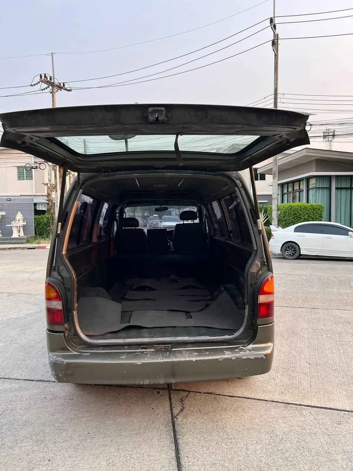 2002 Toyota Commuter IV (H100) 3