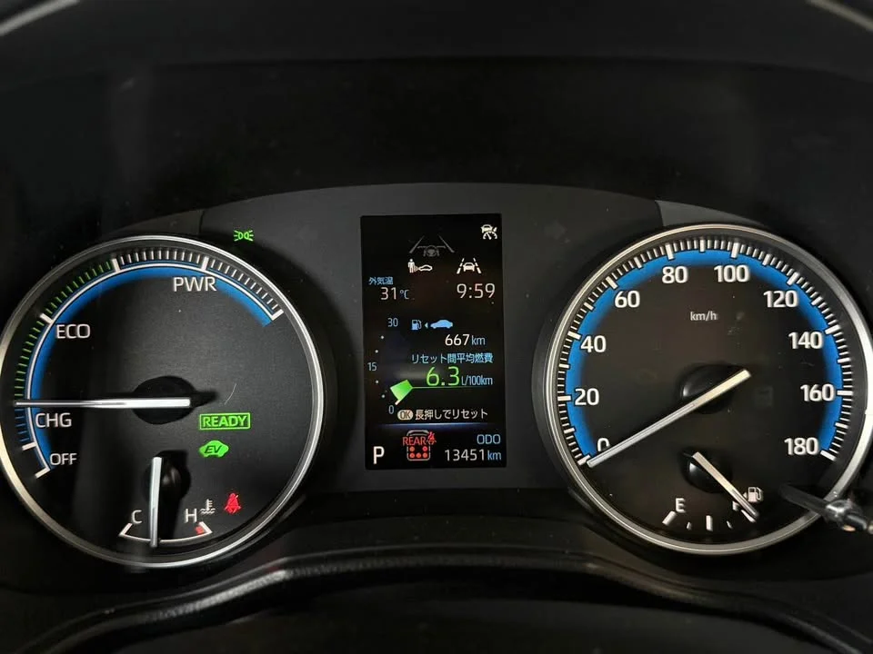 2024 Toyota Voxy IV 2
