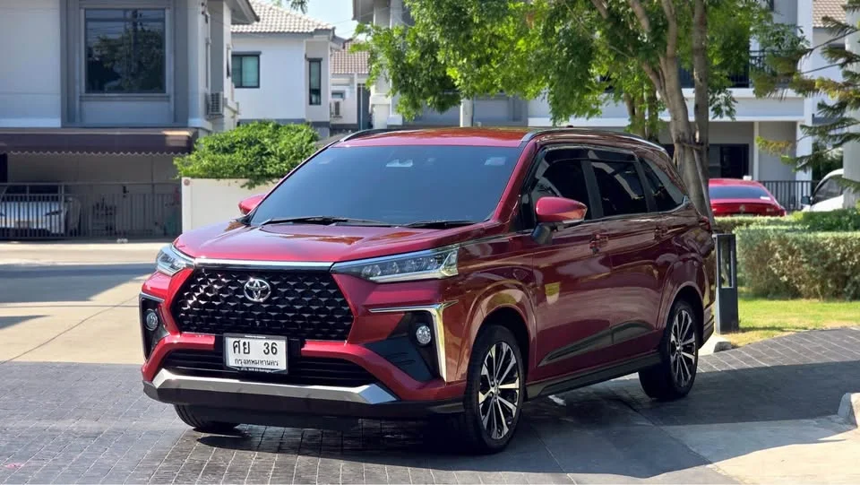2023 Toyota Veloz III 3