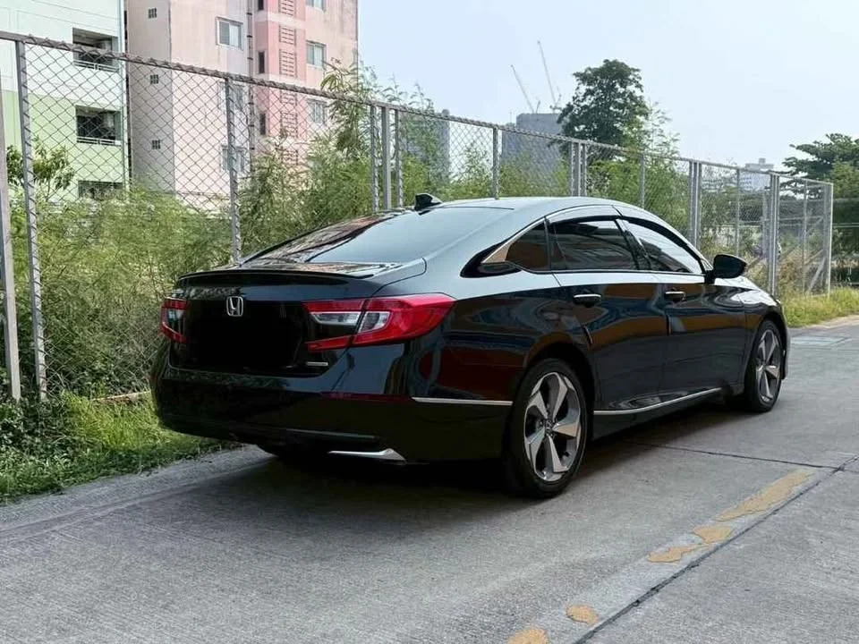 2021 Honda Accord X 3