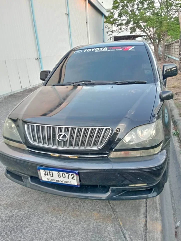 2002 Toyota Harrier I 2