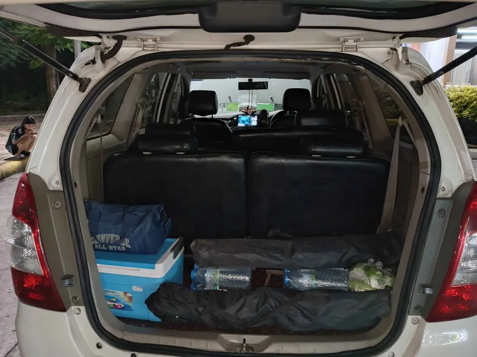 2012 Toyota Innova I 3