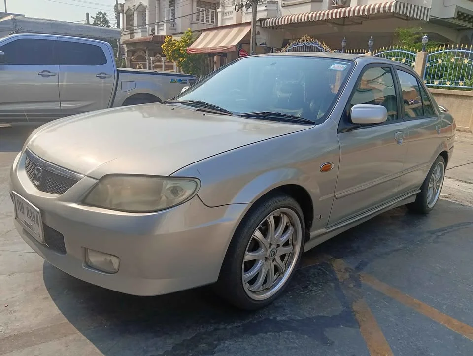 2004 Mazda 323 VIII 3