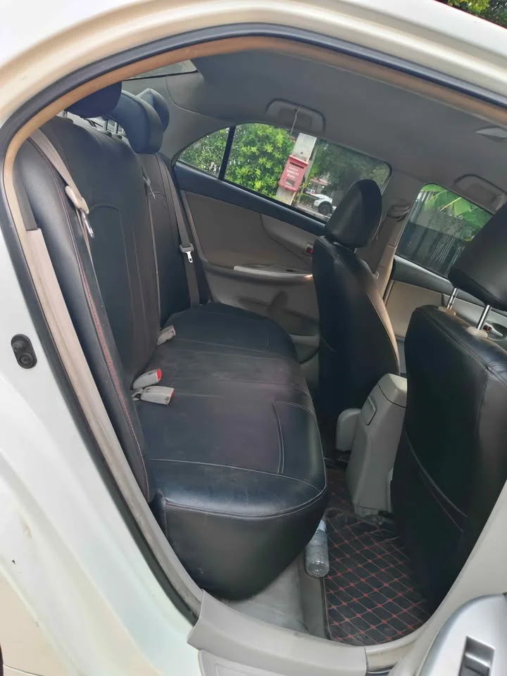 2012 Toyota Corolla Altis X (E140) 3
