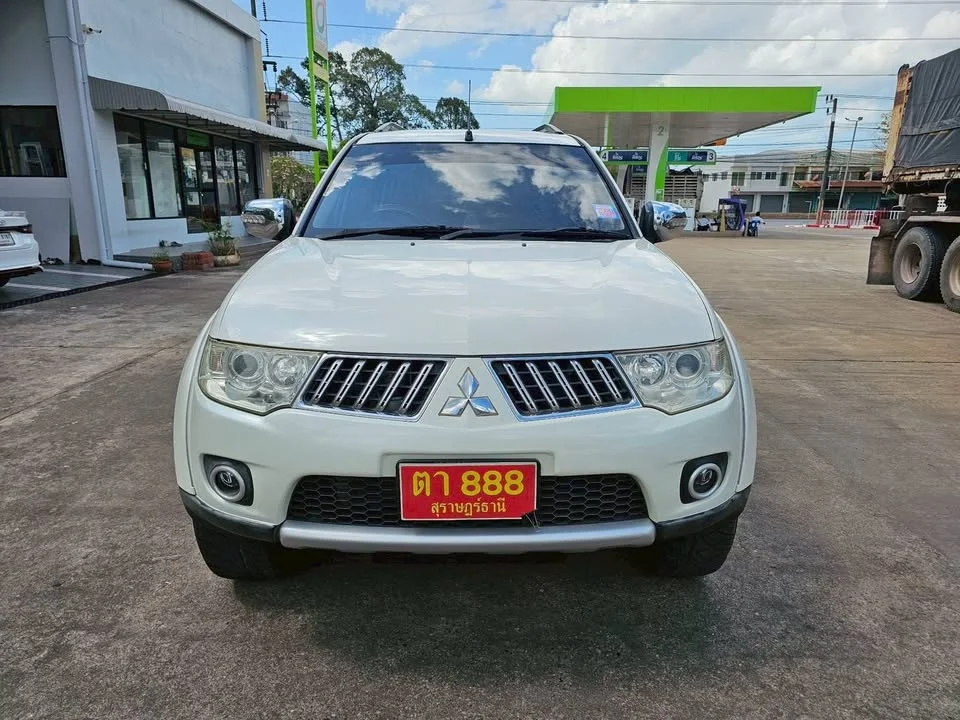2010 Mitsubishi Pajero Sport II 3