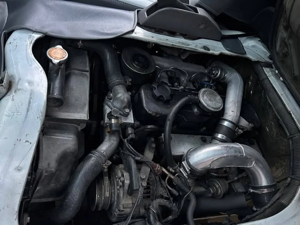 1999 Nissan Urvan IV (E24) 2