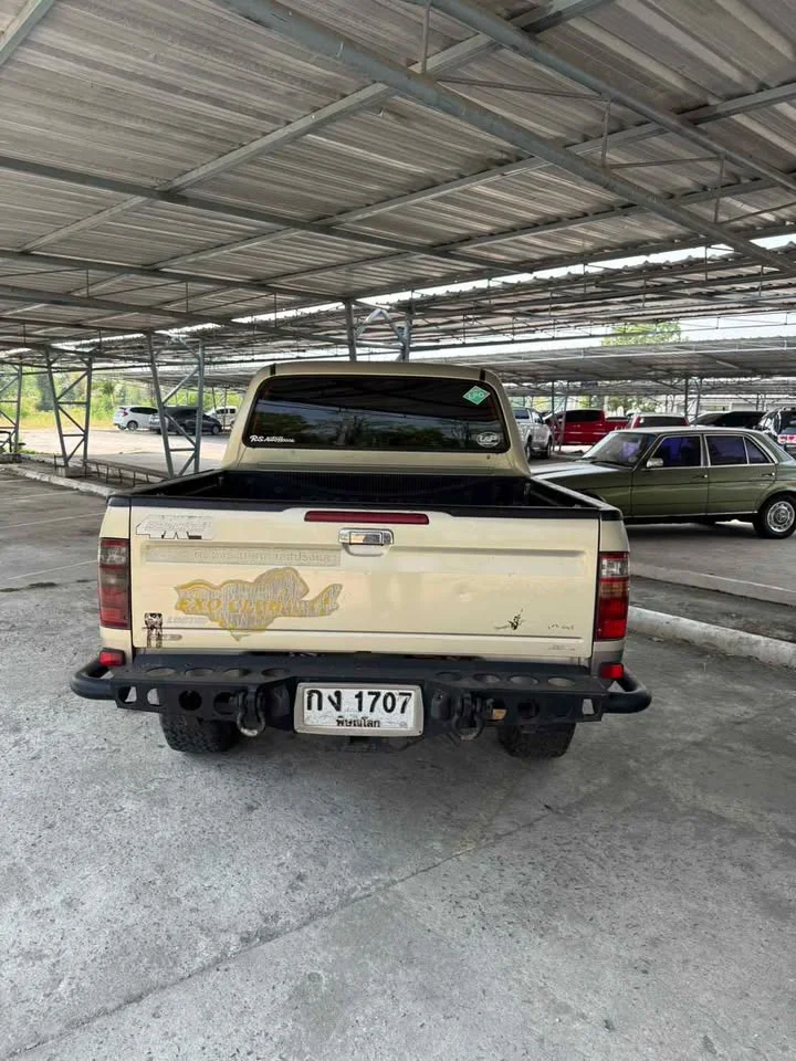 Toyota Hilux Tiger VI 2