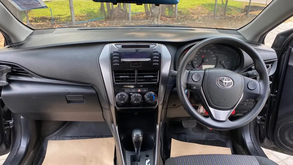 2022 Toyota Yaris ATIV III 3