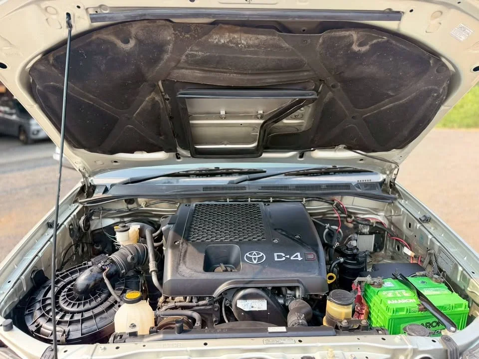 2012 Toyota Hilux VII 3