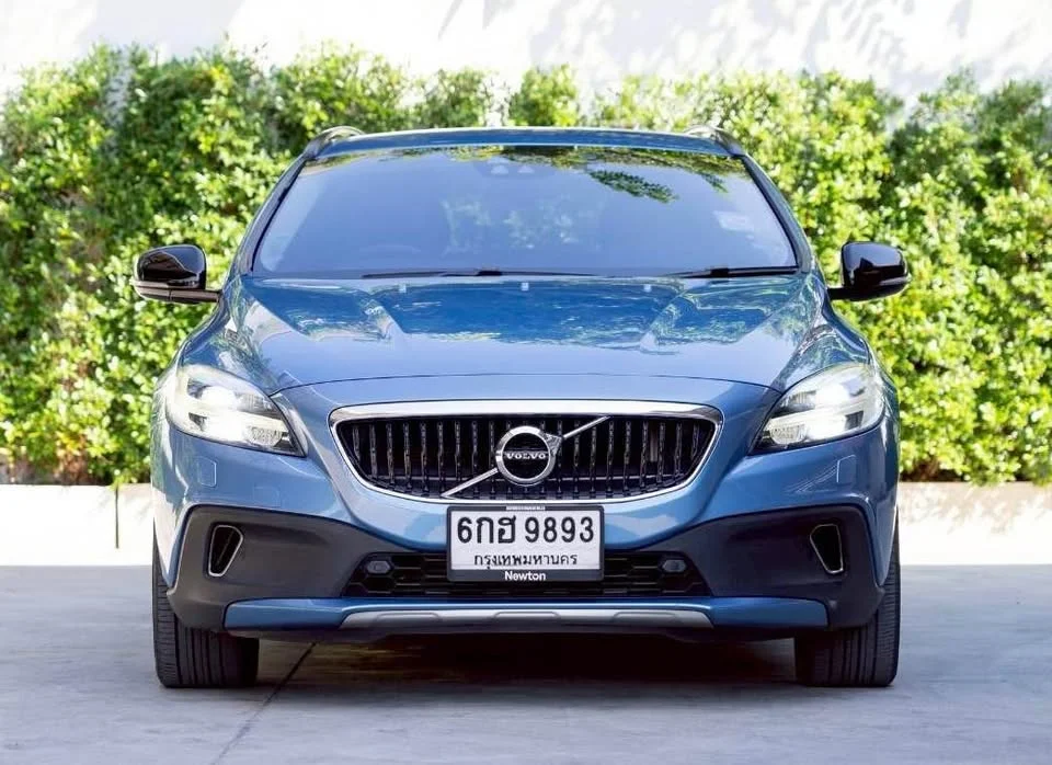 2017 Volvo V40 II 2