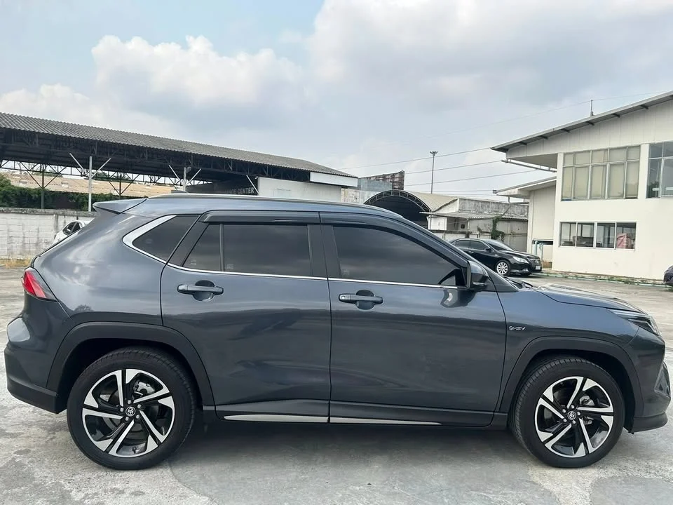 2024 Toyota Yaris Cross AC200 2