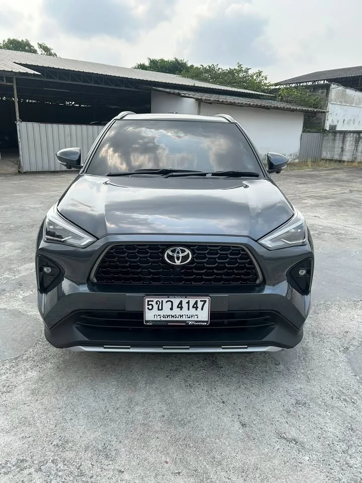 2024 Toyota Yaris Cross AC200 3