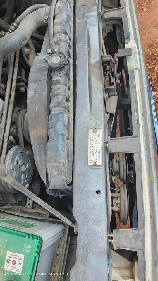 1993 Isuzu TFR III 2
