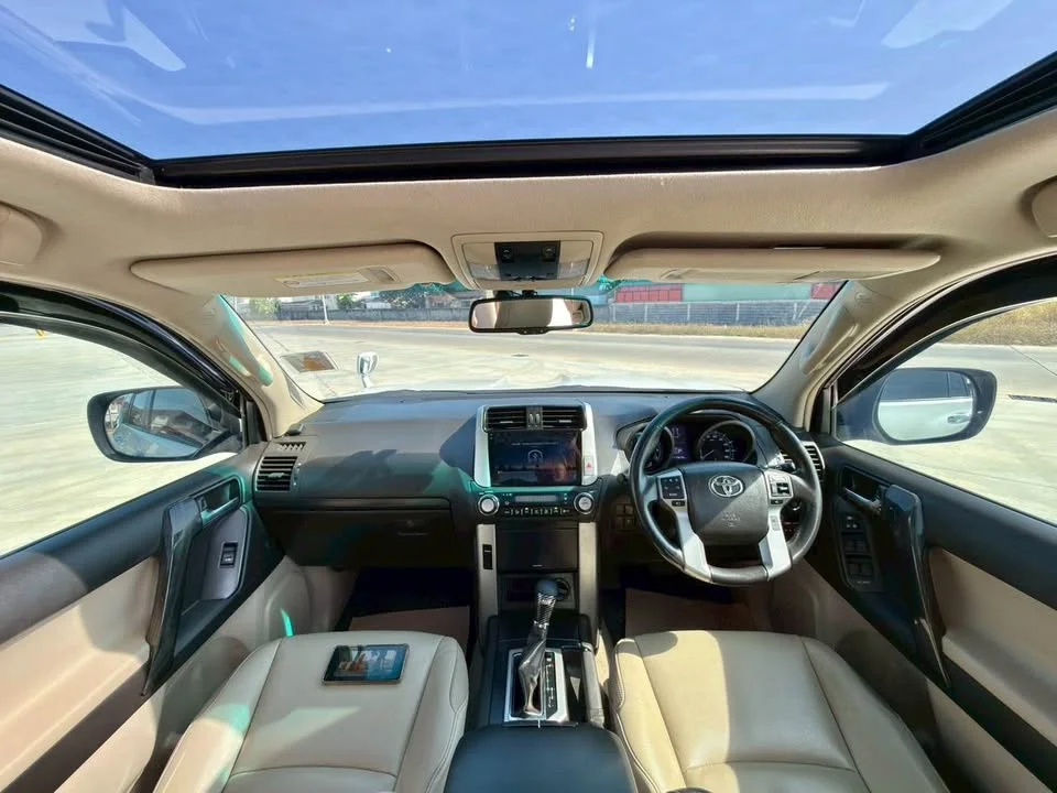 2012 Toyota Land Cruiser Prado J150 3