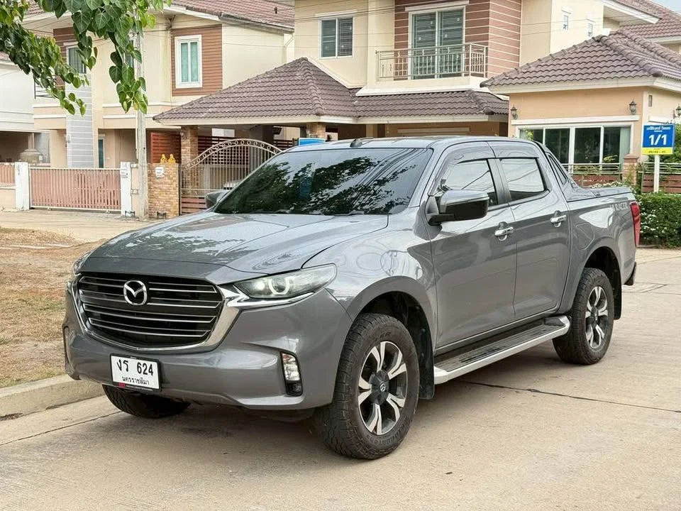 2023 Mazda BT-Series III 3