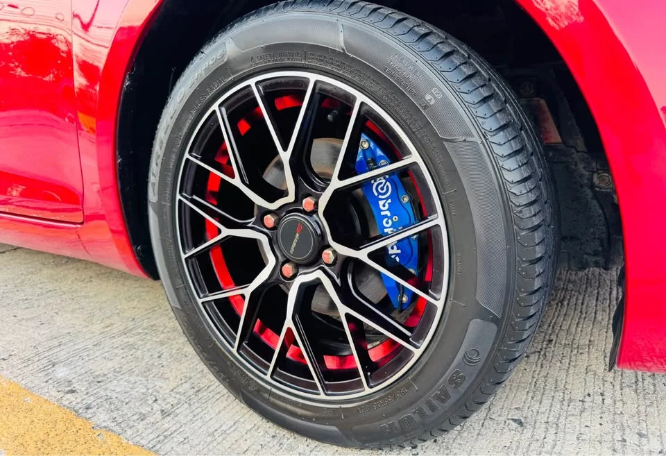 2014 Suzuki Swift II 2