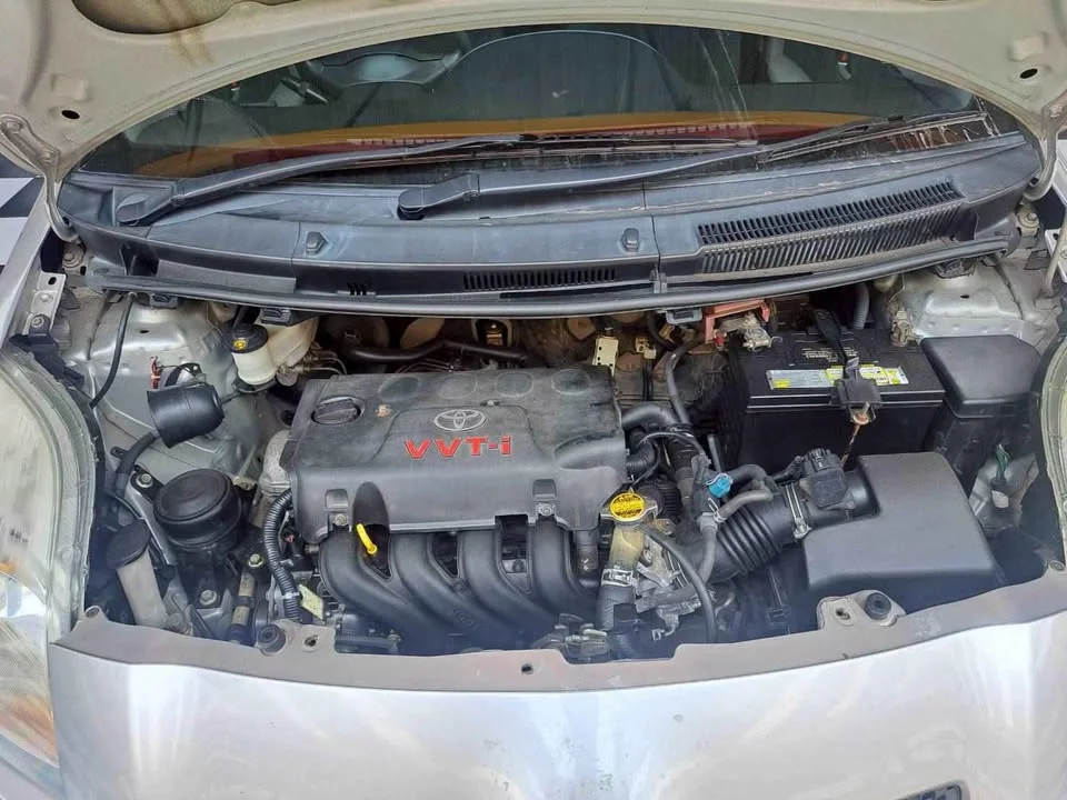 2007 Toyota Yaris II 2