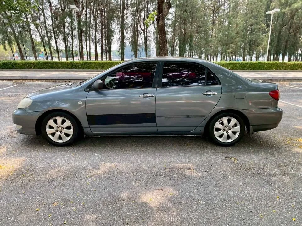 2004 Toyota Corolla Altis IX (E120) 2