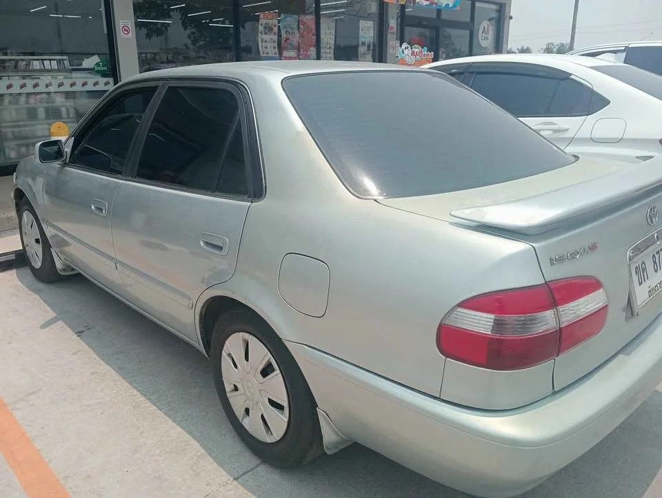 2001 Toyota Corolla Altis VIII (E110) 2