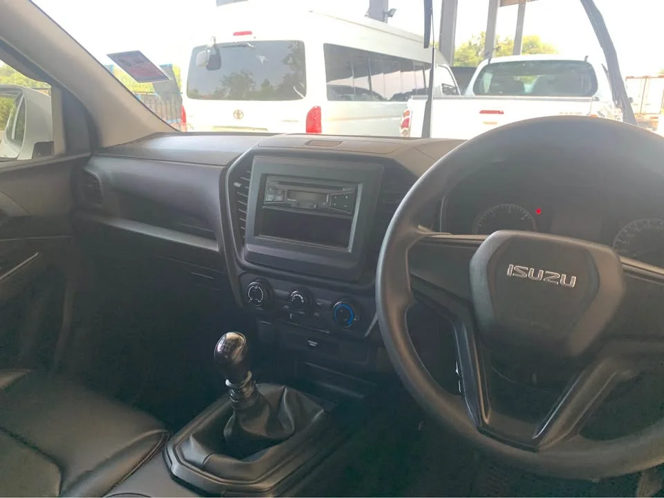 2020 Isuzu D-Max III (RG) 2