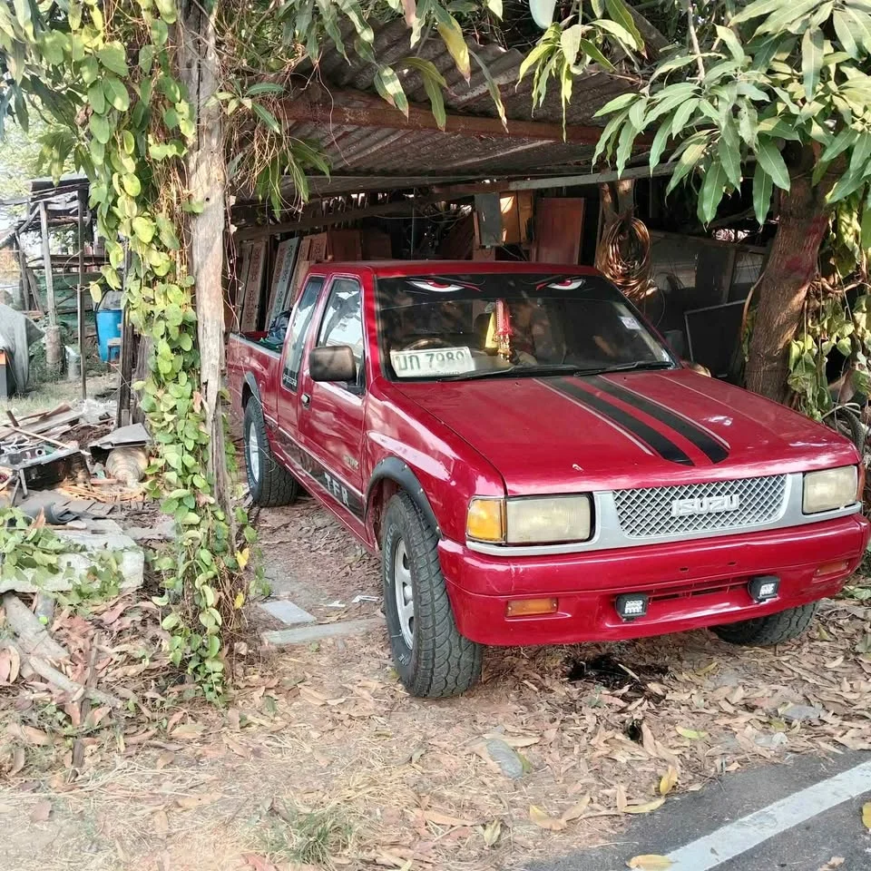 1998 Isuzu TFR III 3