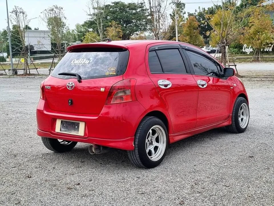 2008 Toyota Yaris II 3