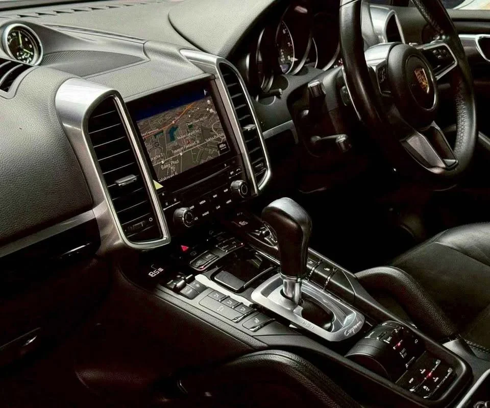 2017 Porsche Cayenne II 2