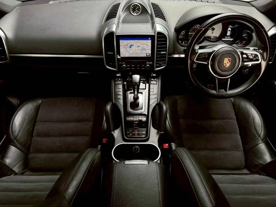 2017 Porsche Cayenne II 2