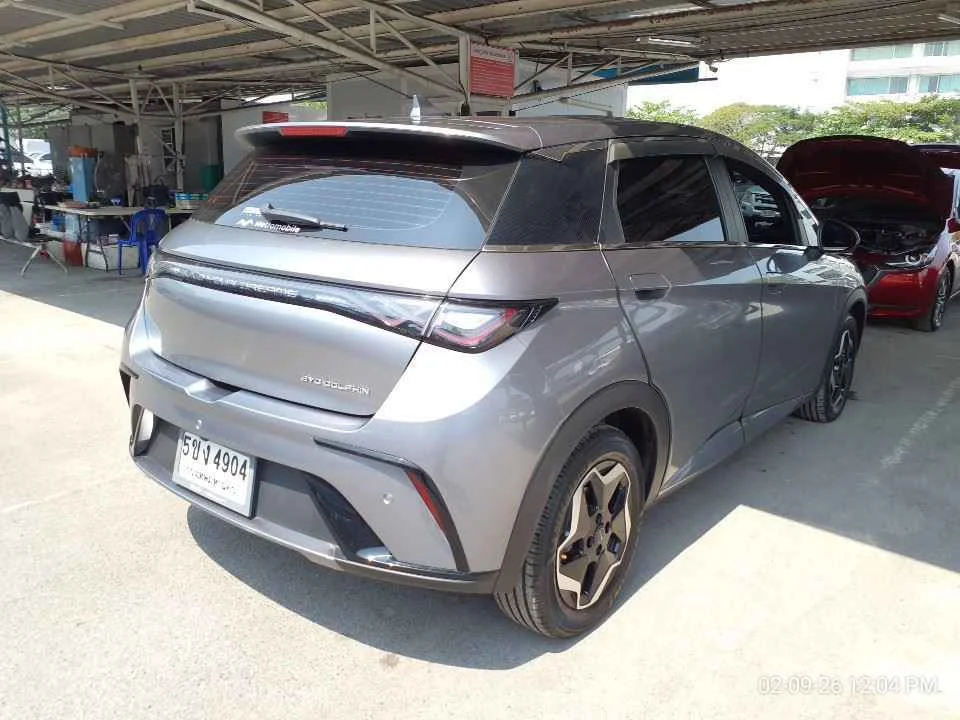 2023 BYD Dolphin 3