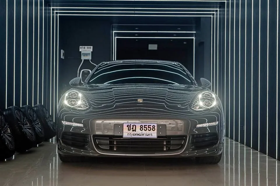 2016 Porsche Panamera I 3
