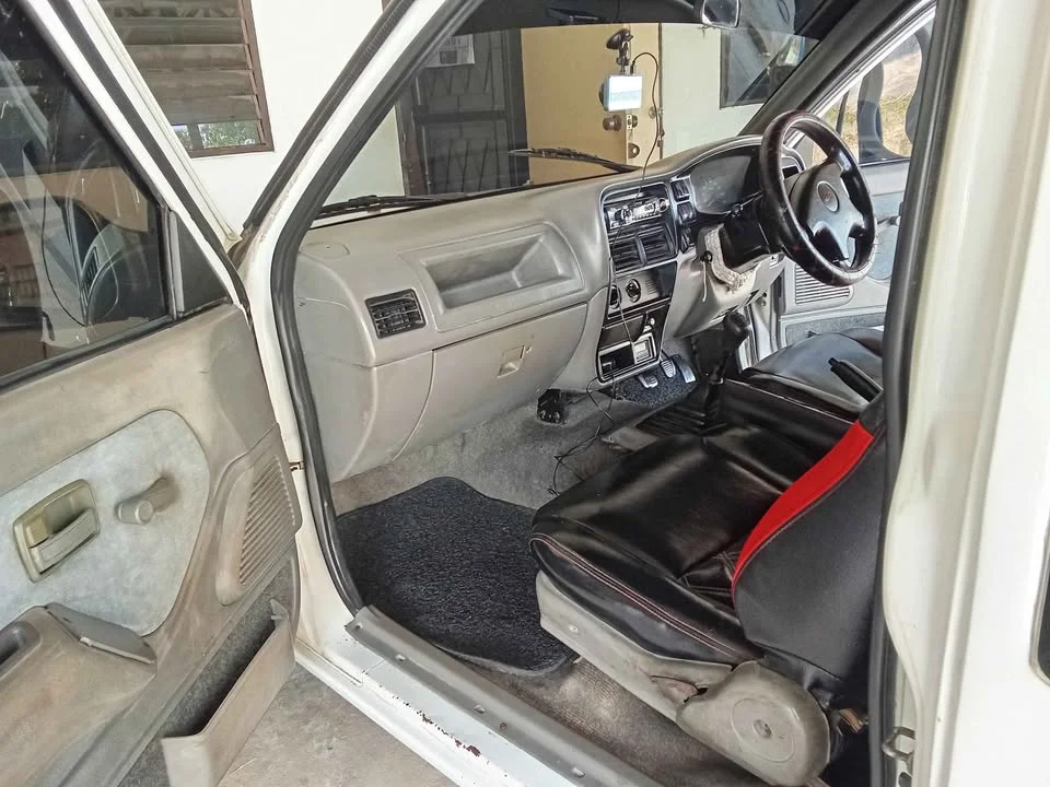 2000 Isuzu Faster Dragon Eyes III 3