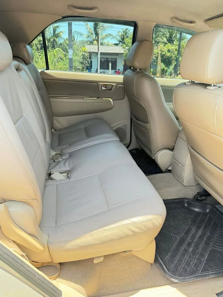 2005 Toyota Fortuner I 3