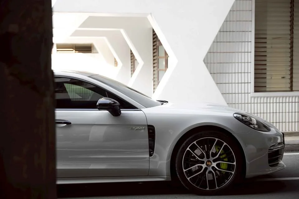 2022 Porsche Panamera II 2