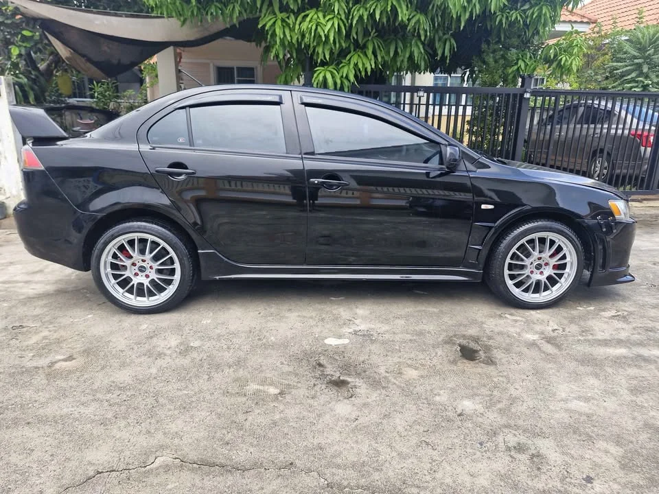 2009 Mitsubishi Lancer IX 2