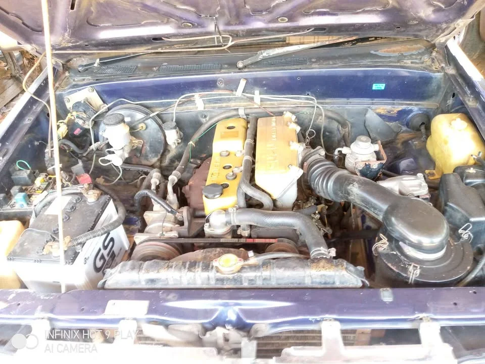 1995 Isuzu TFR III 3