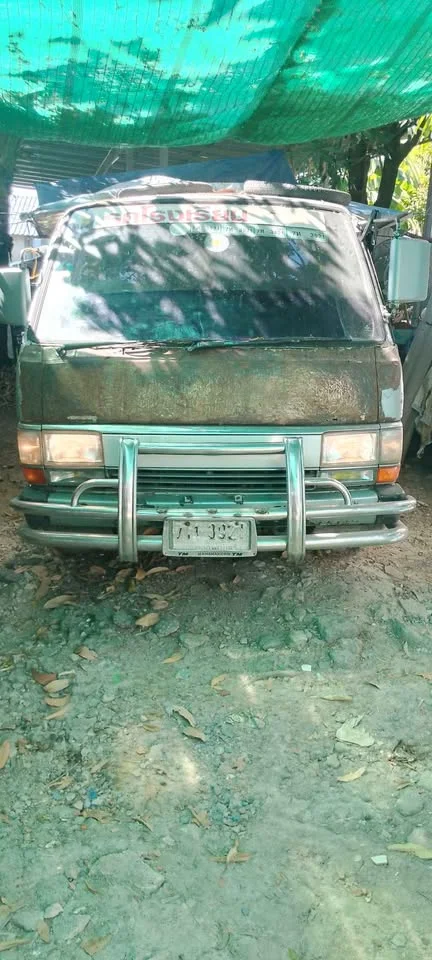 1983 Toyota Commuter III 2