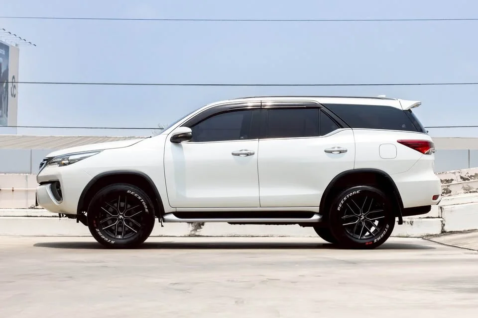 2019 Toyota Fortuner II 3