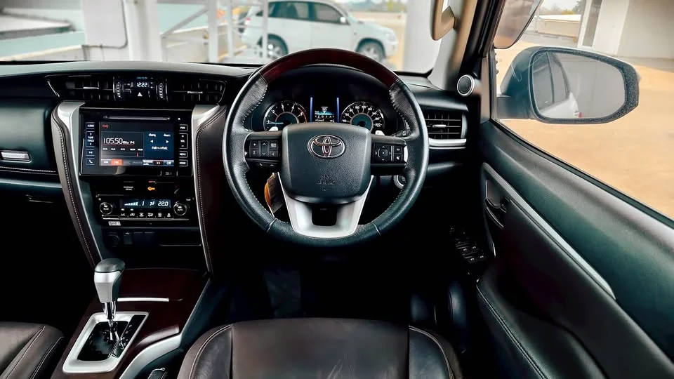 2019 Toyota Fortuner II 2