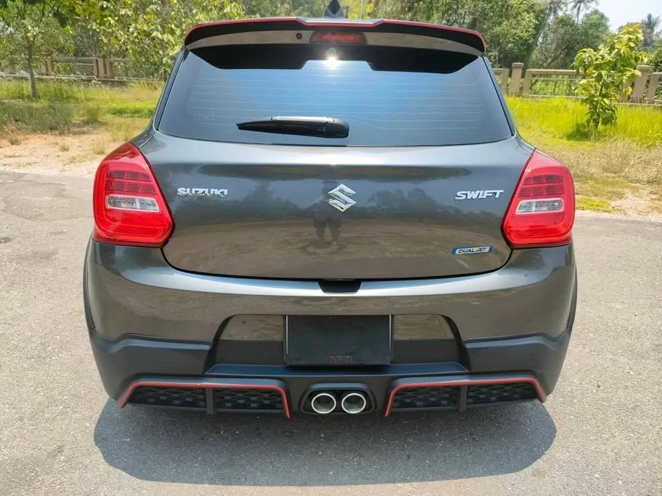 2021 Suzuki Swift III 2