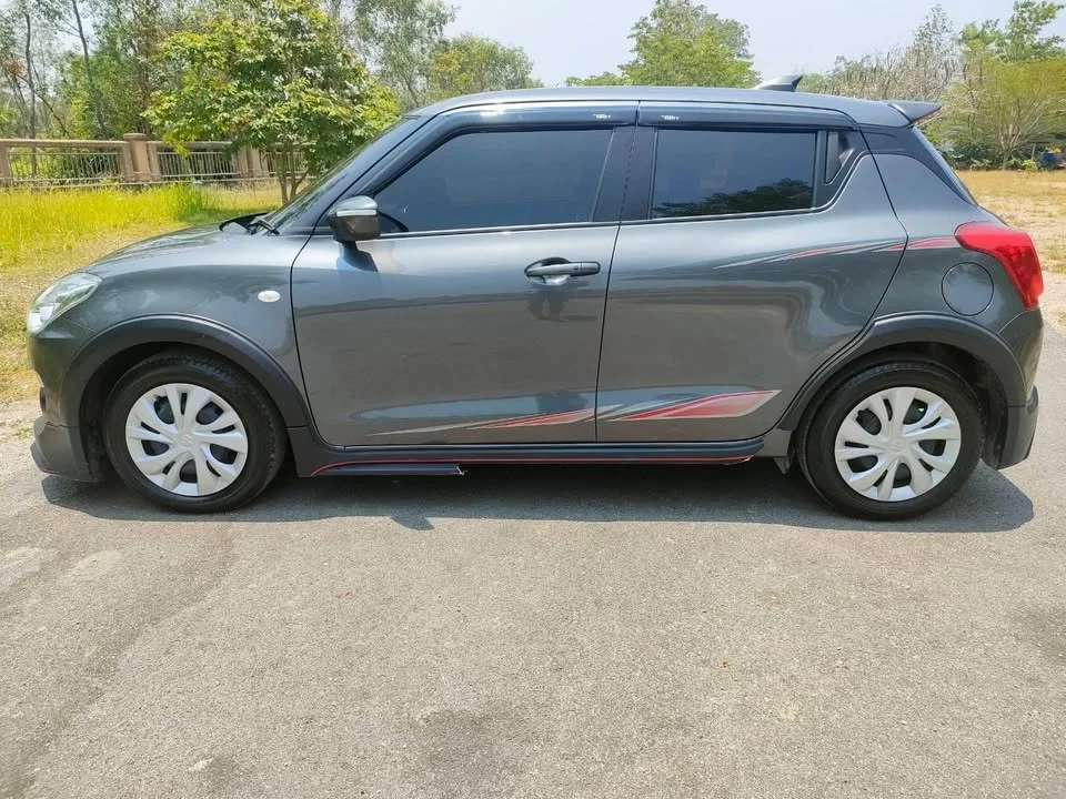 2021 Suzuki Swift III 3