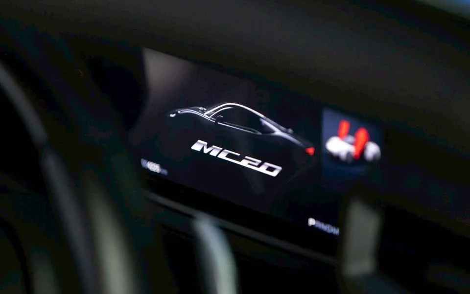 2022 Maserati MC20 2